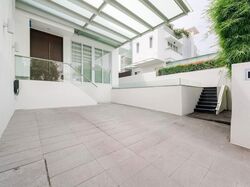 Mountbatten Road (D15), Semi-Detached #576975401